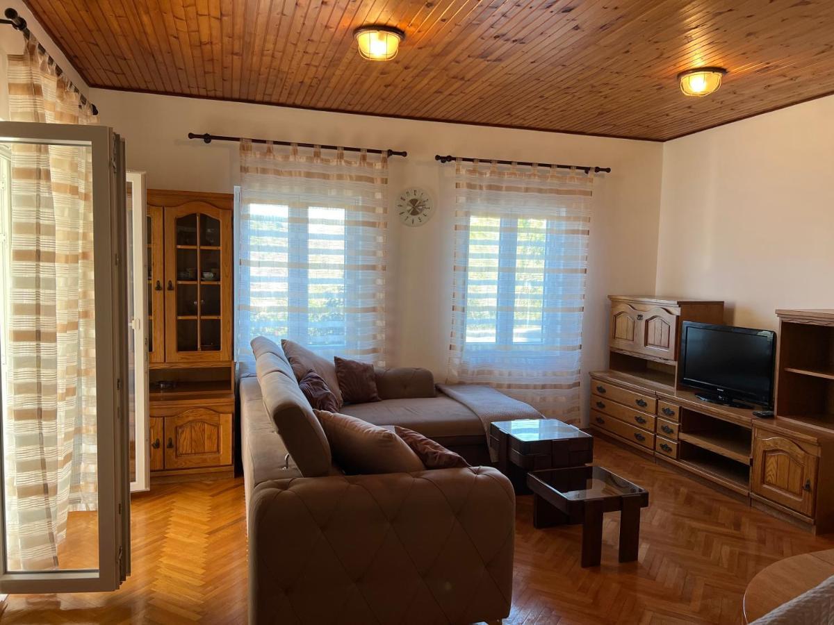 Apartmani Luka Zrnovo Exterior foto